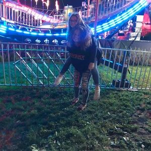 Meet your Posher, Jules